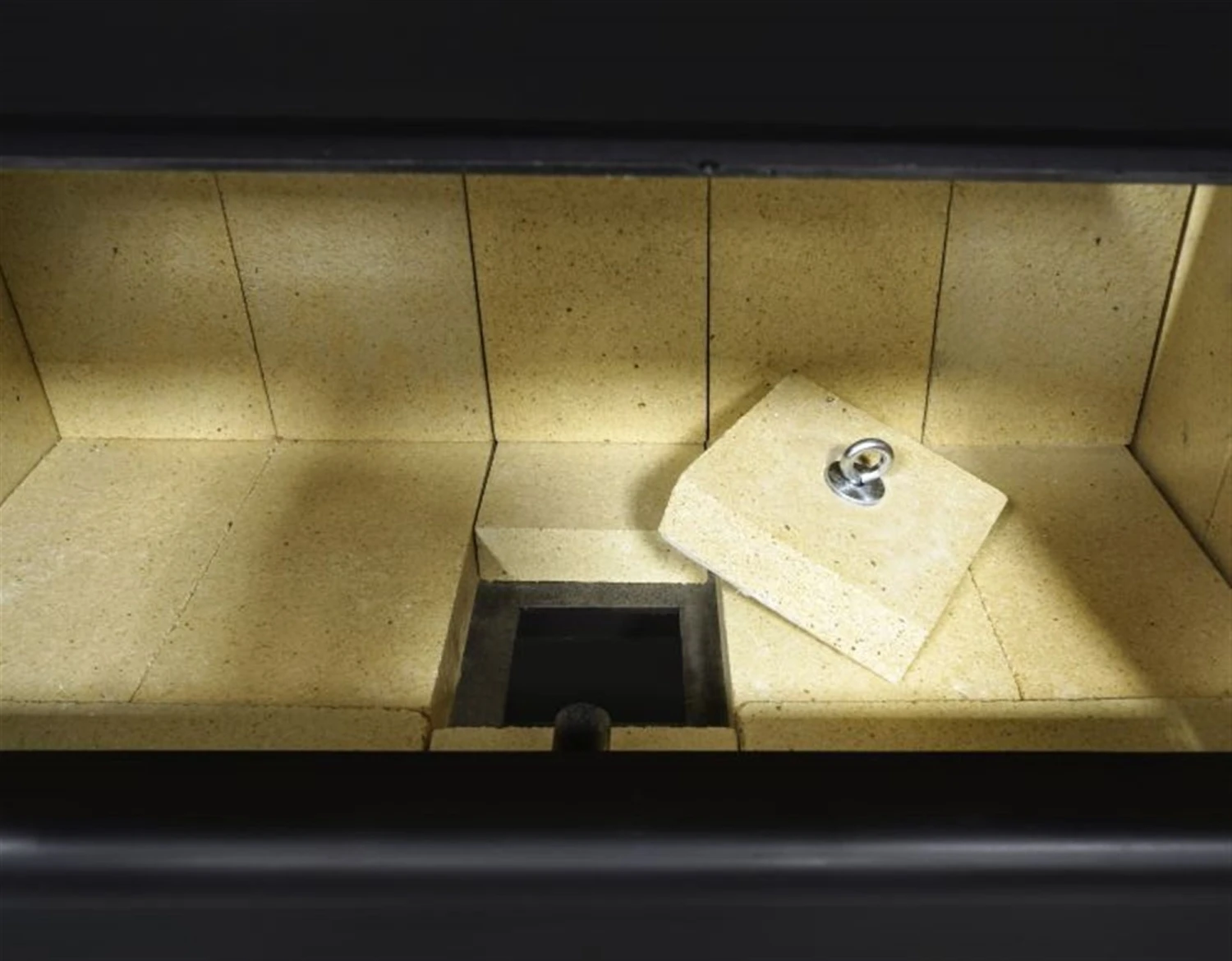 2020 EPA CERTIFIED. UP TO 65|000 BTU'S/HR HEATS UP 3 2020 EPA CERTIFIED. UP TO 65|000 BTU'S/HR HEATS UP